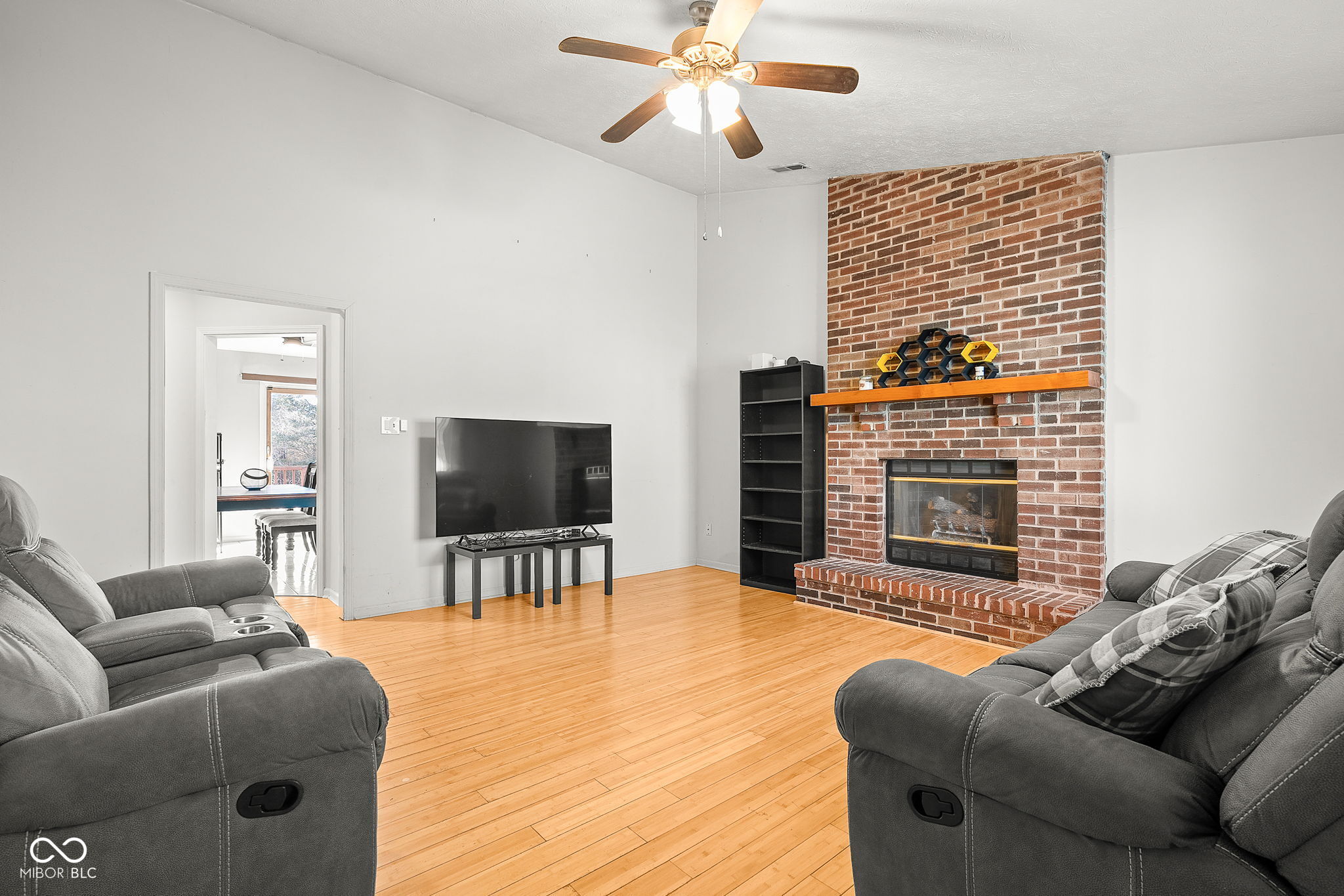 3121 River Birch Drive