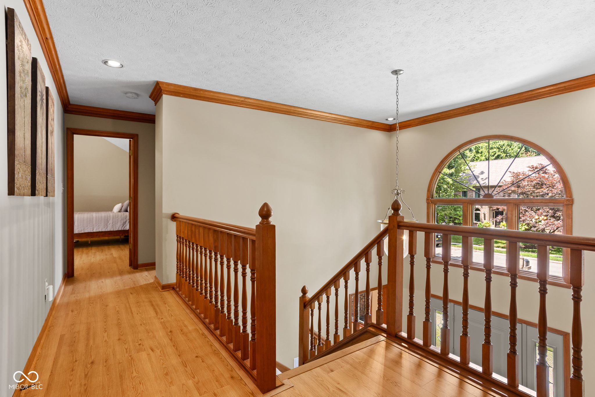 7621 Forest Drive