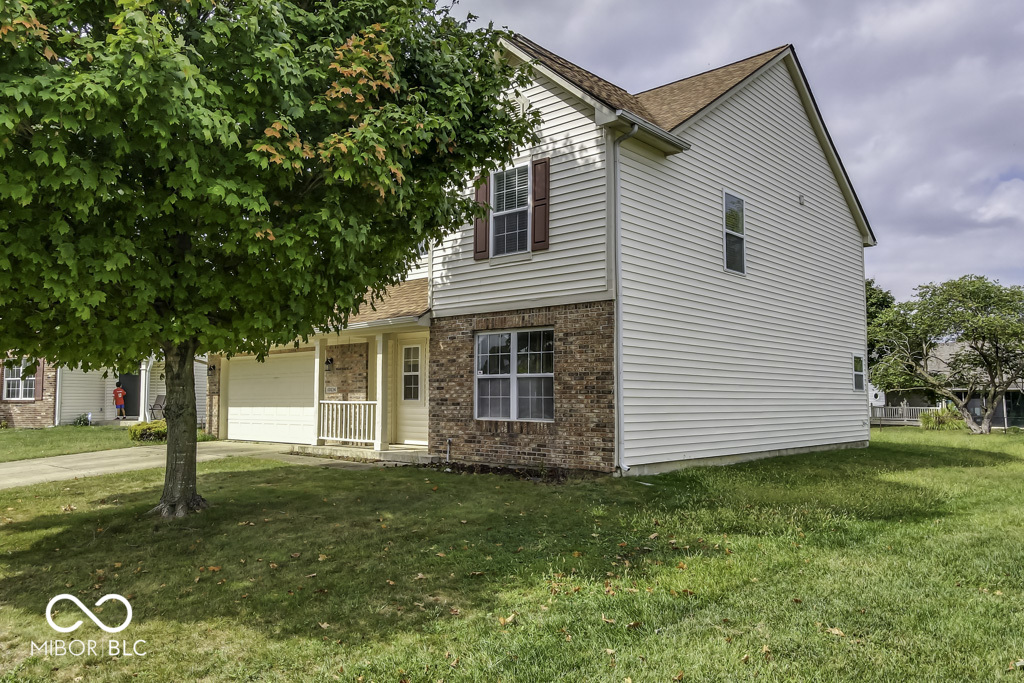 10034 Twyckenham Court