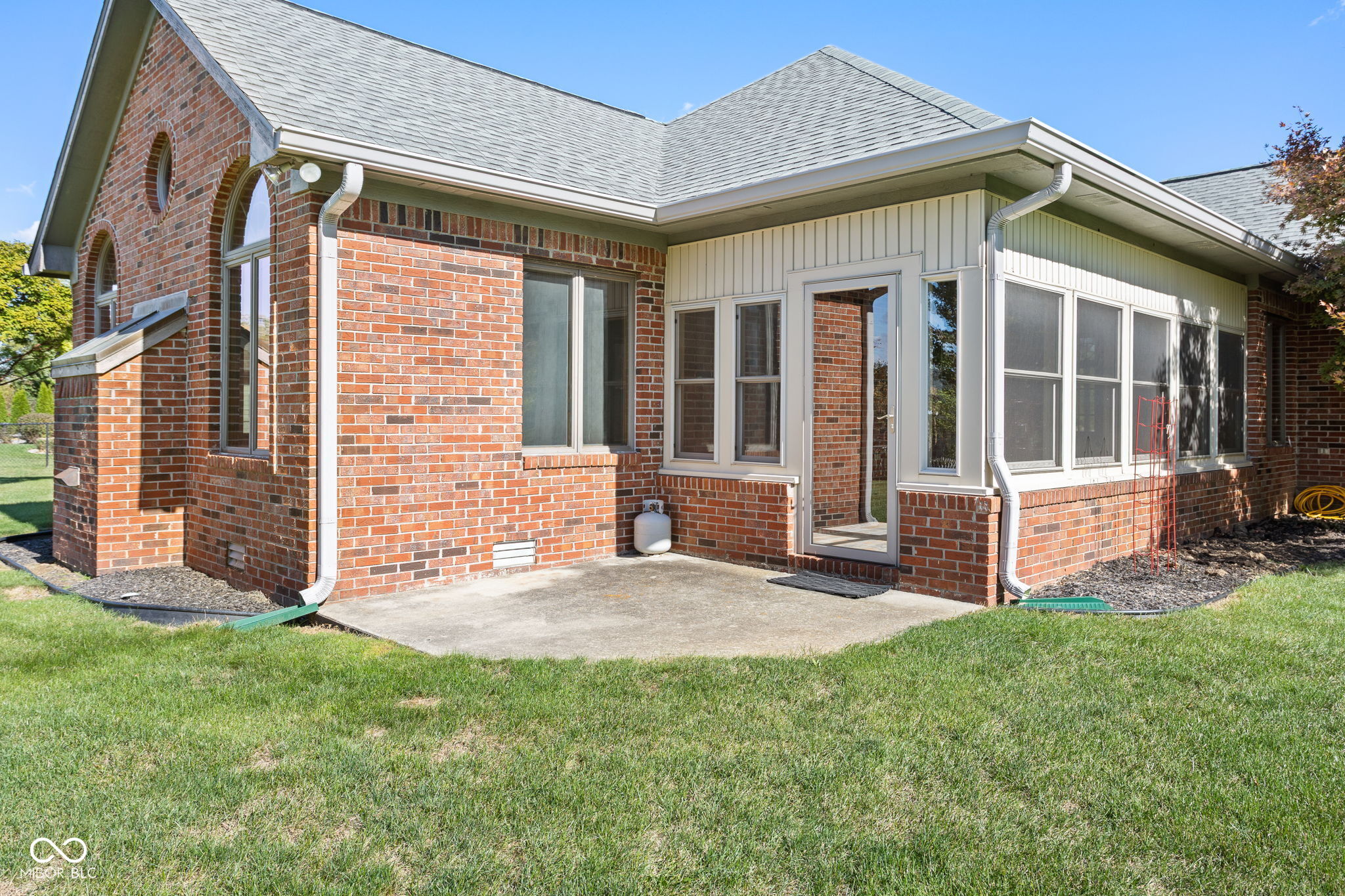 3756 N Forest Lane