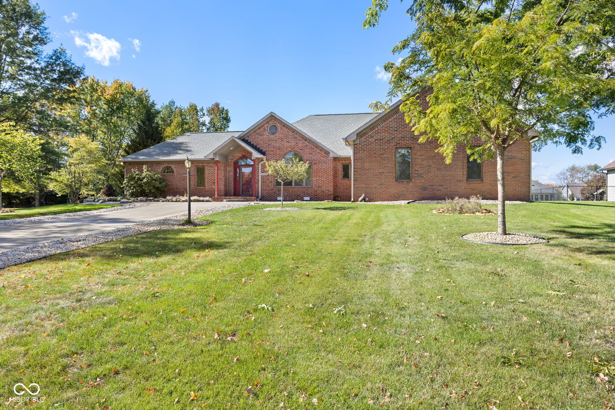 3756 N Forest Lane