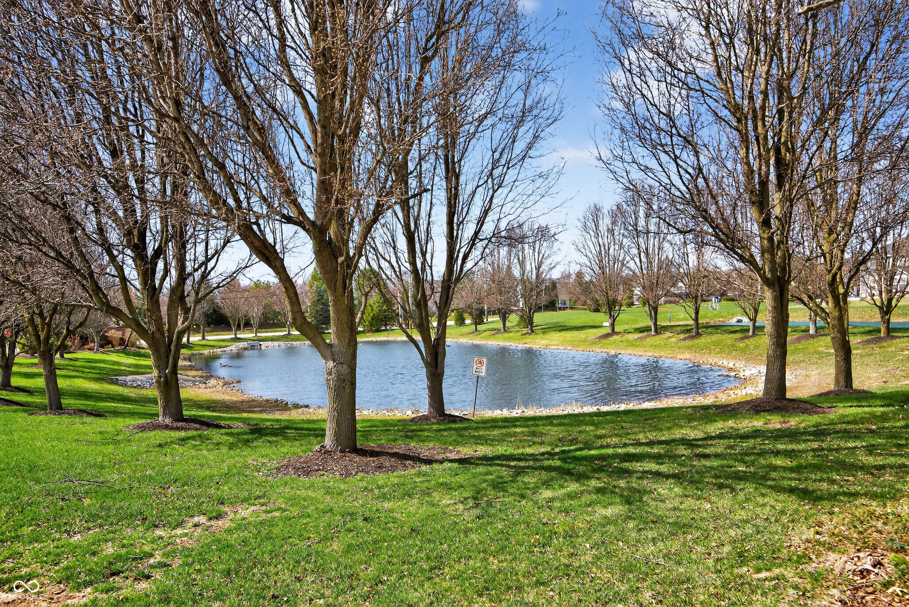 6928 W Winding Bend