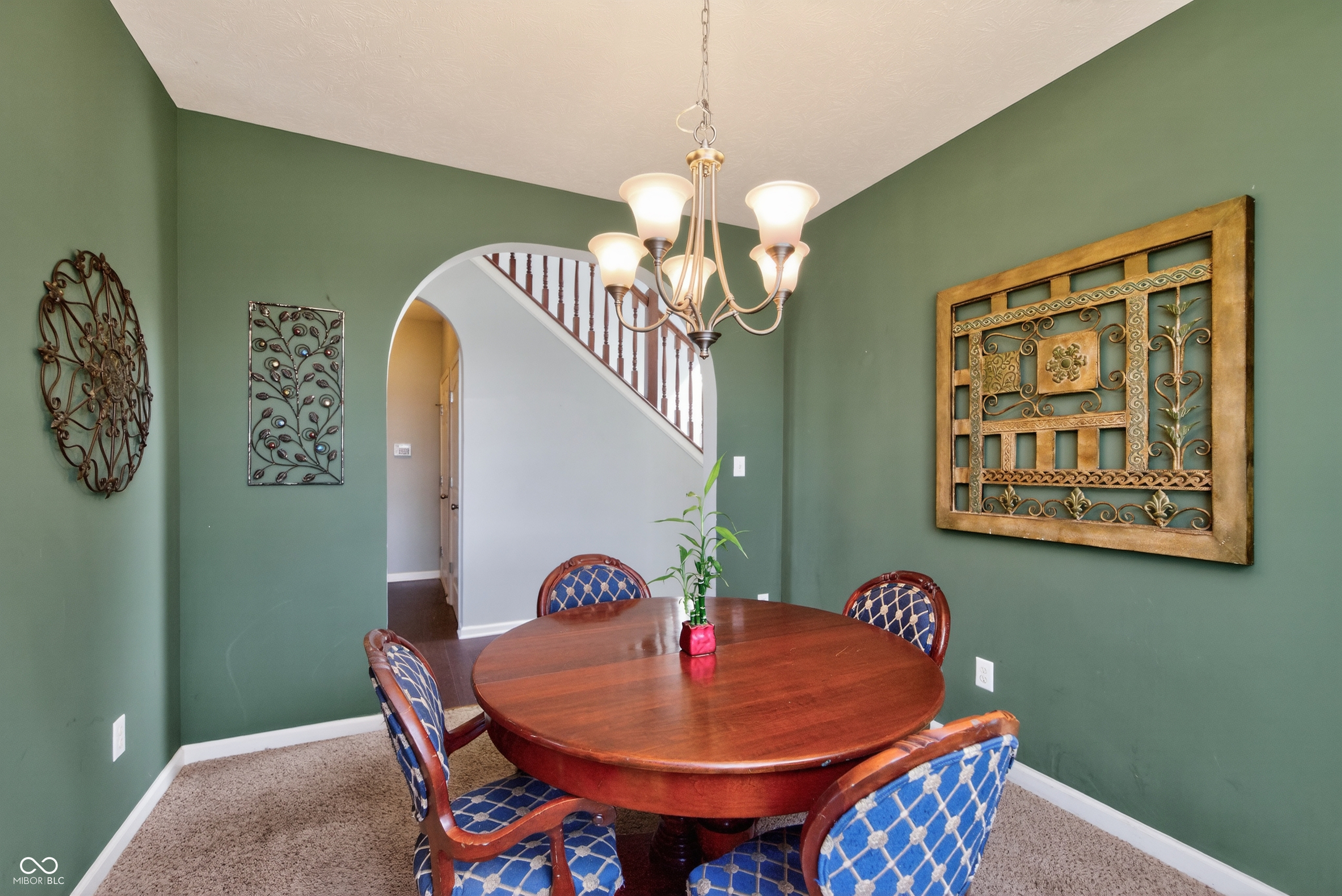 6928 W Winding Bend