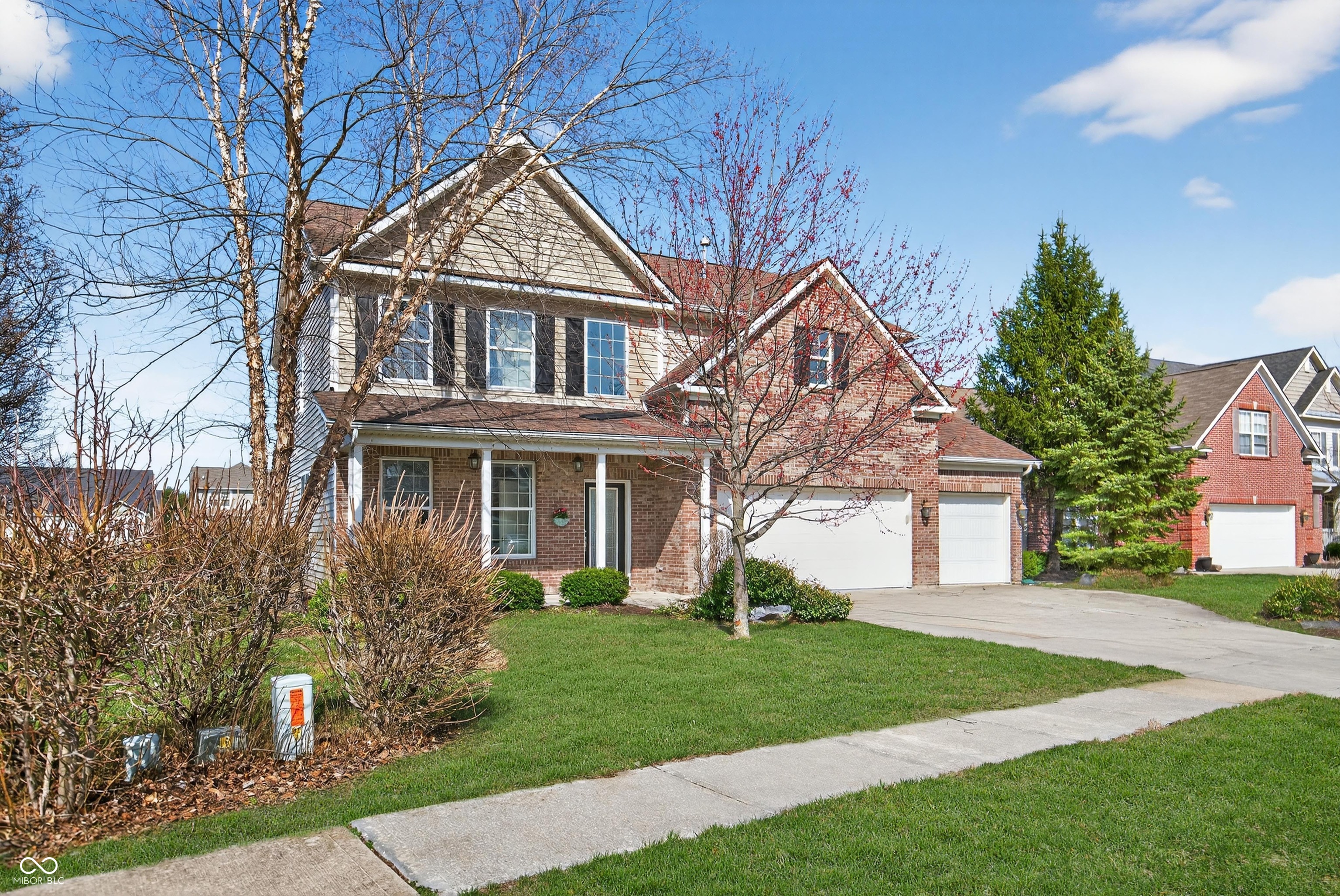 6928 W Winding Bend