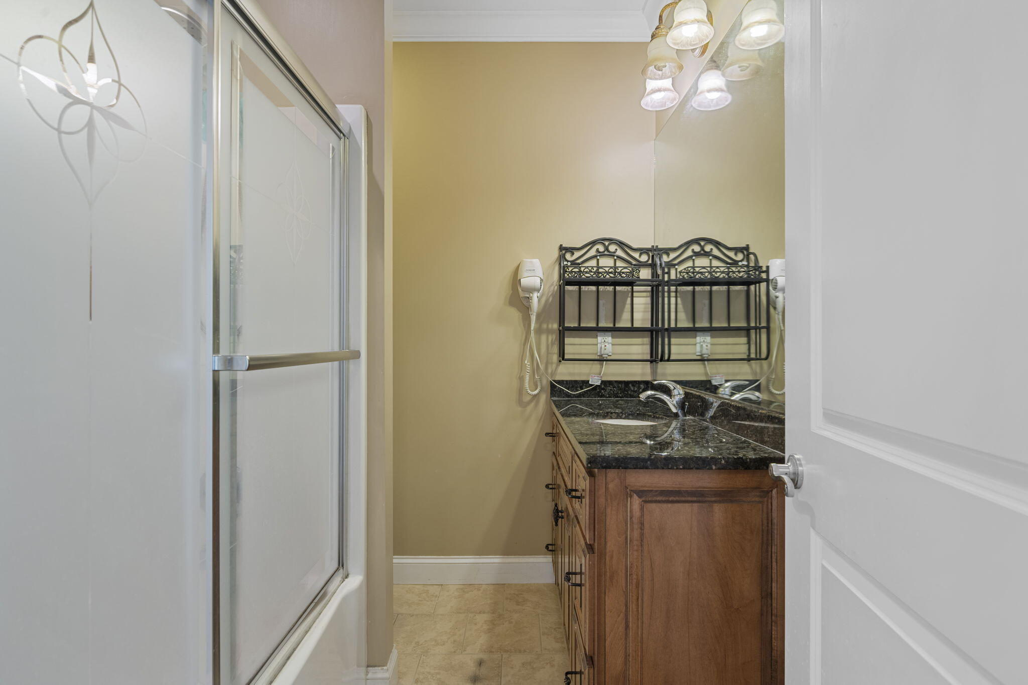 3779 Willow Lake Circle