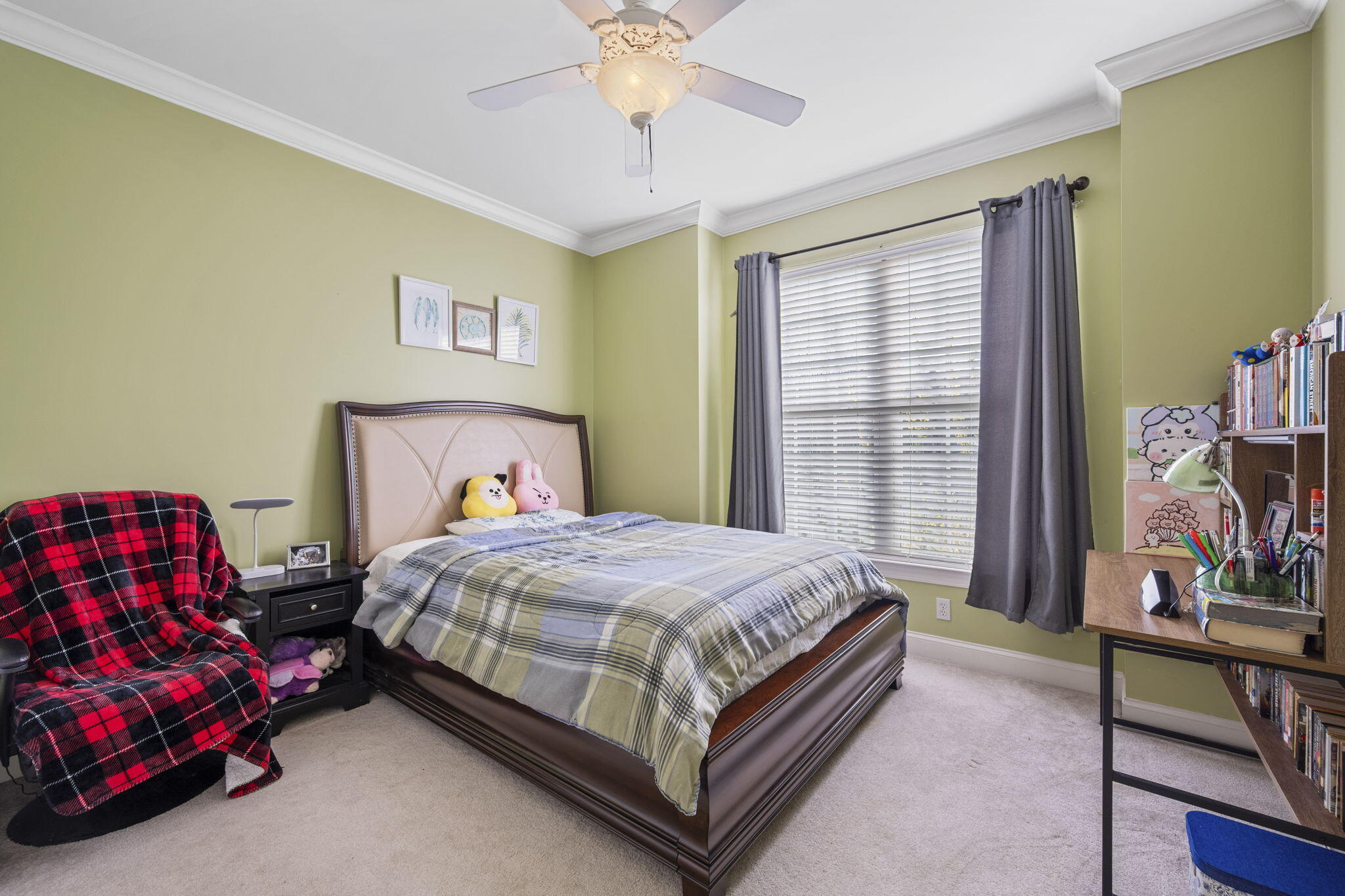 3779 Willow Lake Circle
