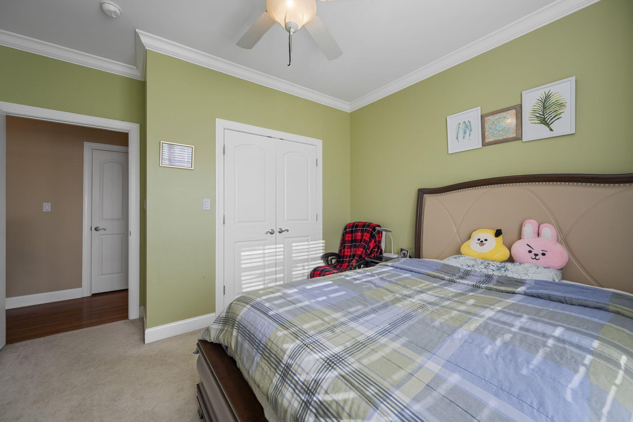 3779 Willow Lake Circle