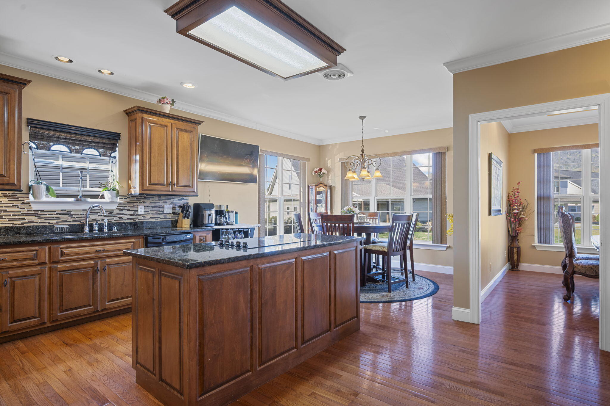 3779 Willow Lake Circle