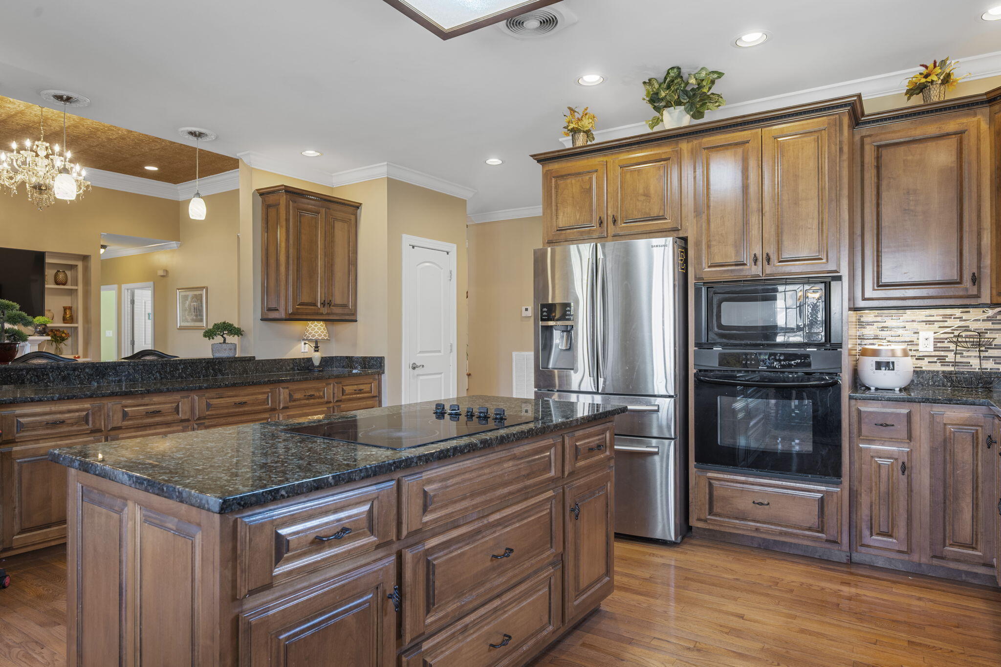 3779 Willow Lake Circle
