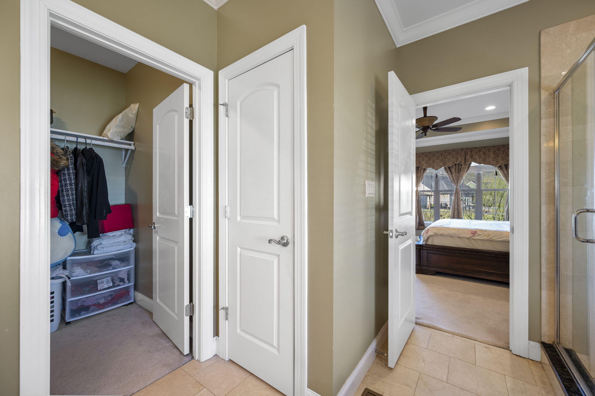 3779 Willow Lake Circle