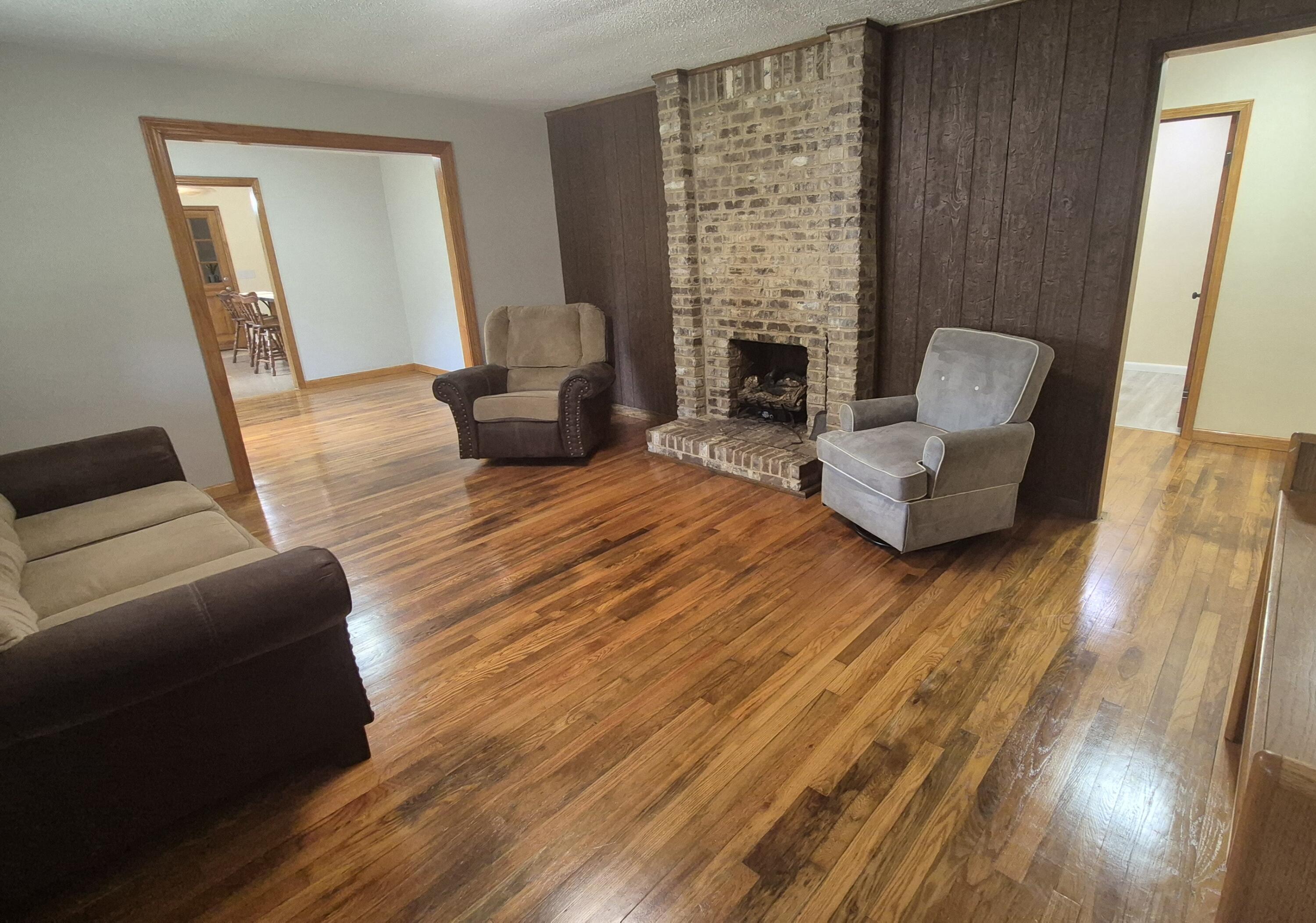 525-527 Shady Grove Road
