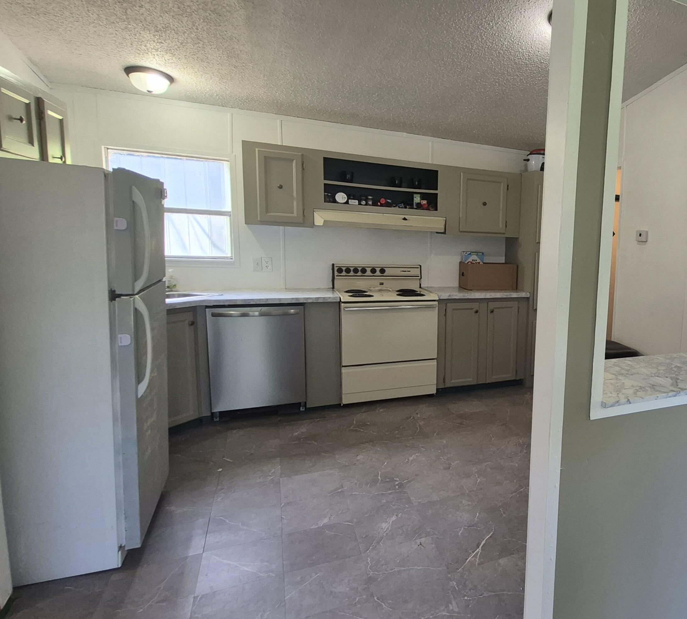 525-527 Shady Grove Road