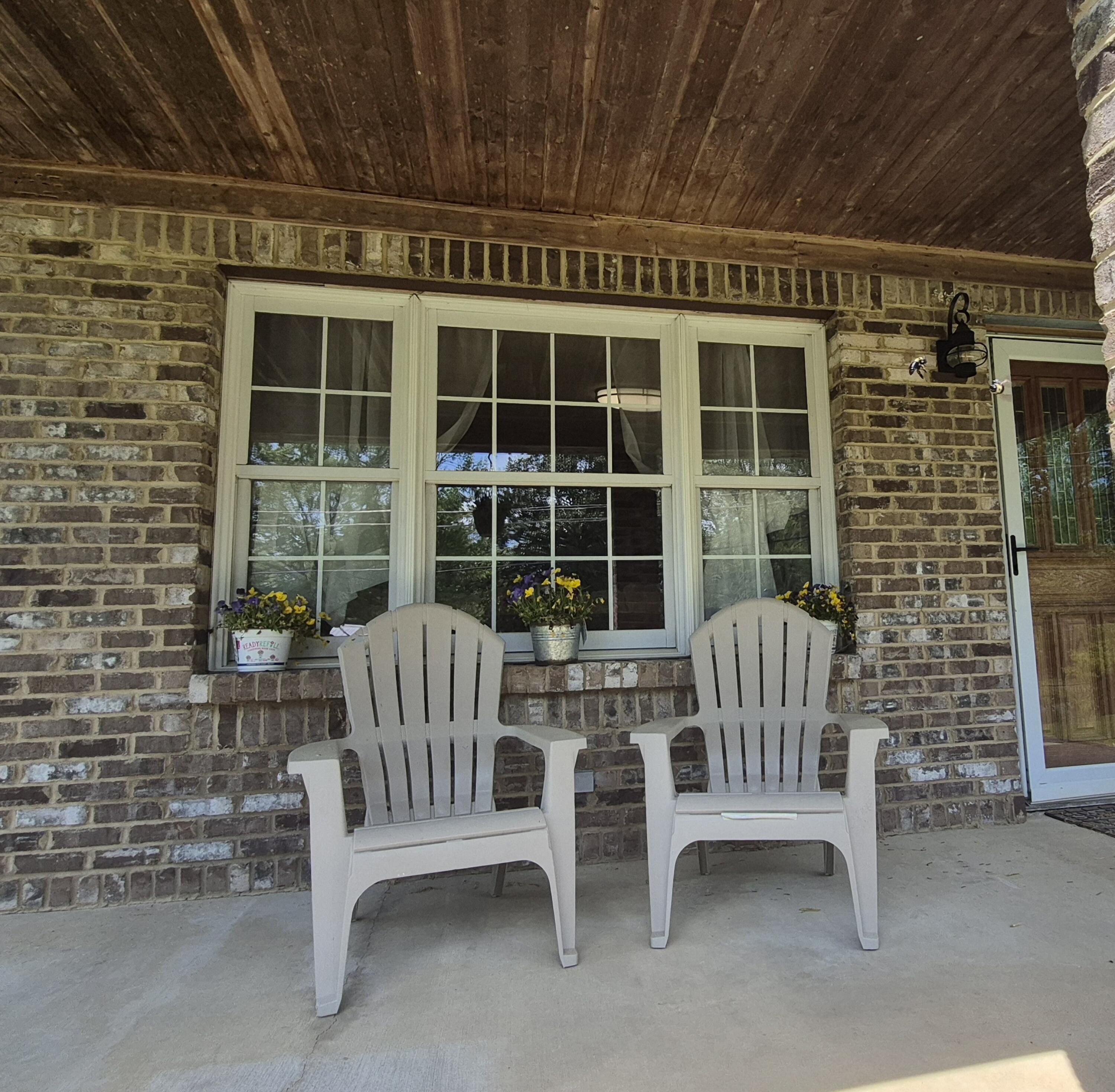 525-527 Shady Grove Road