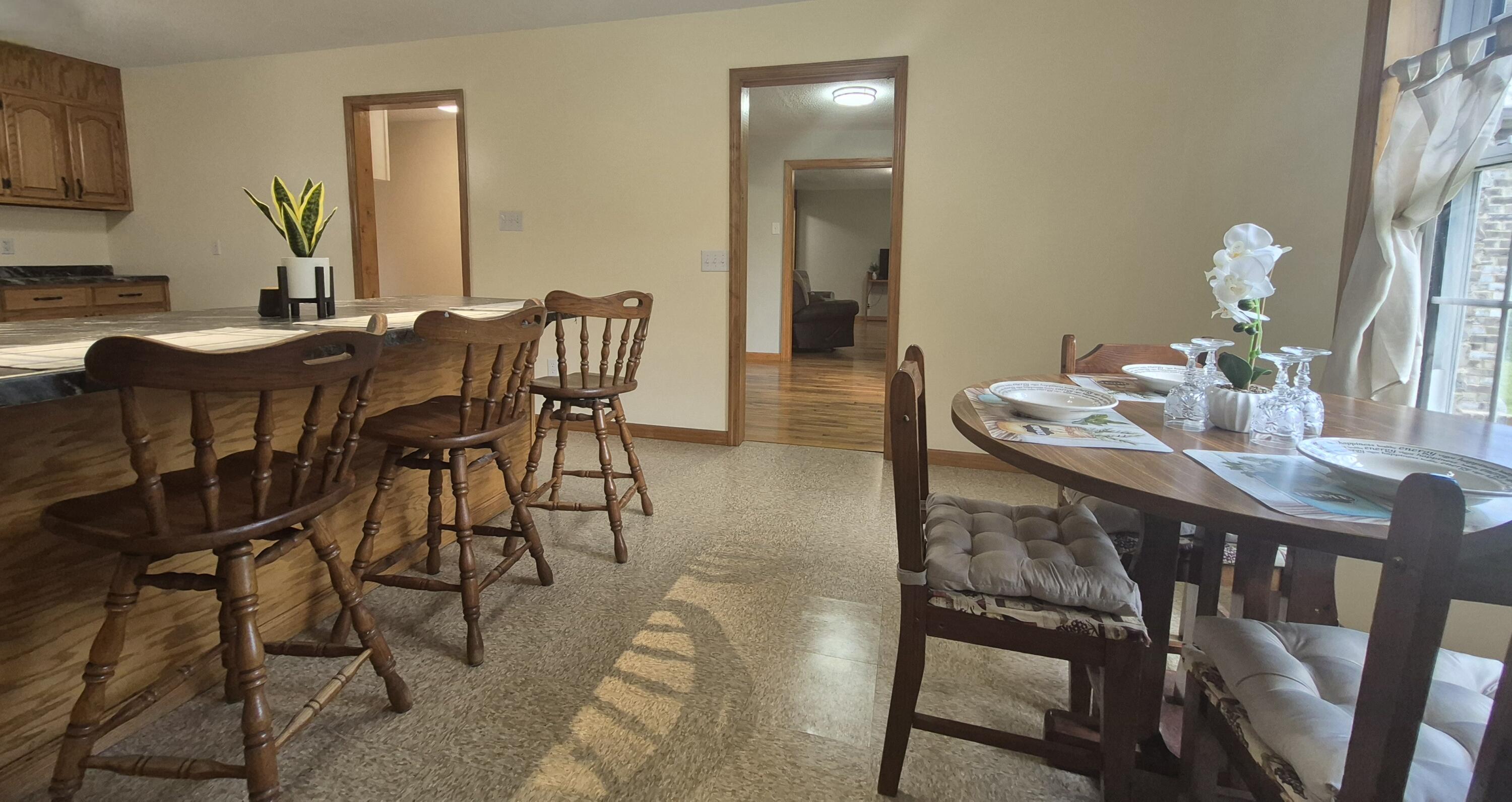 525-527 Shady Grove Road