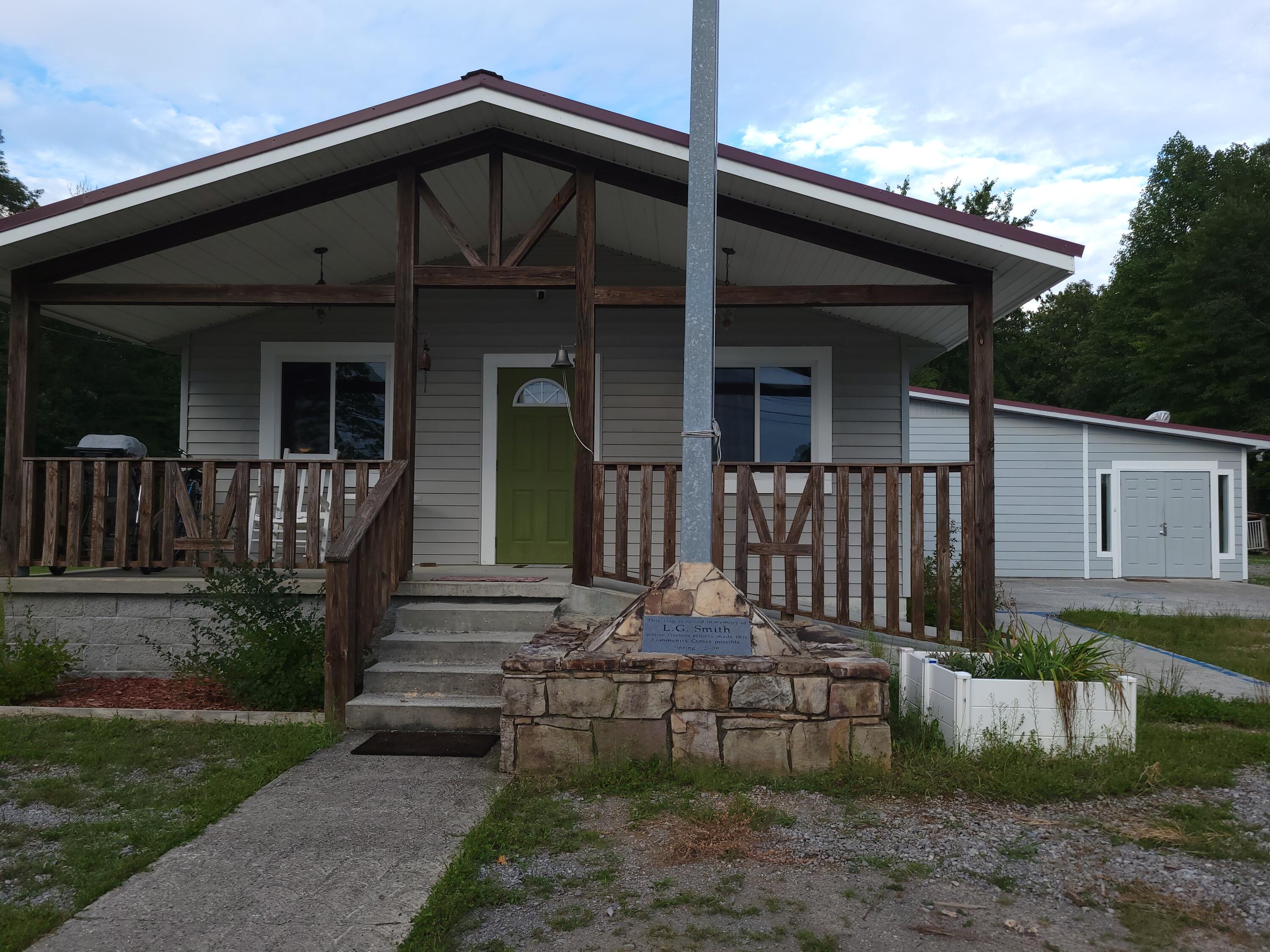 8484 Highway 150