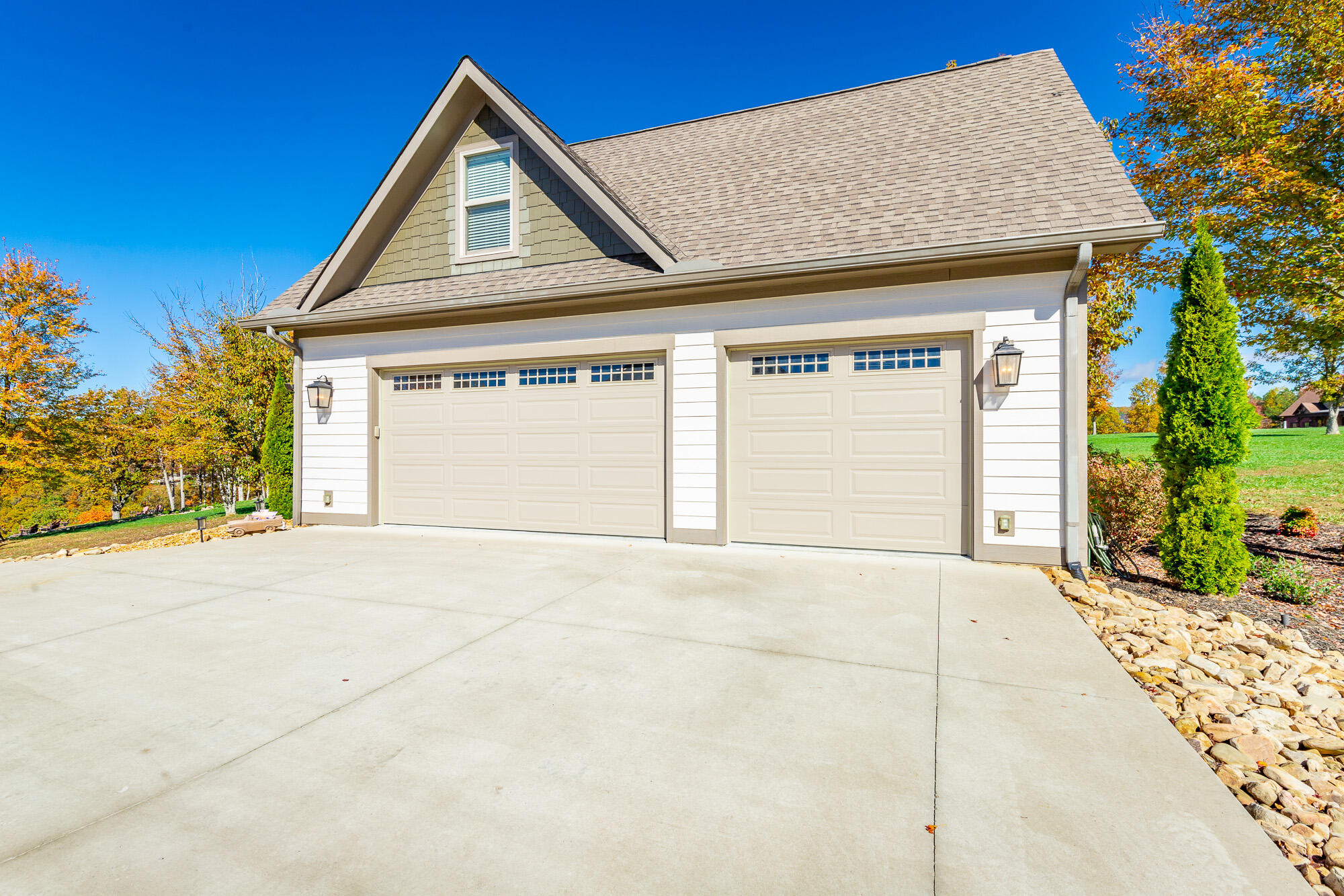 110 Kimball Point Court