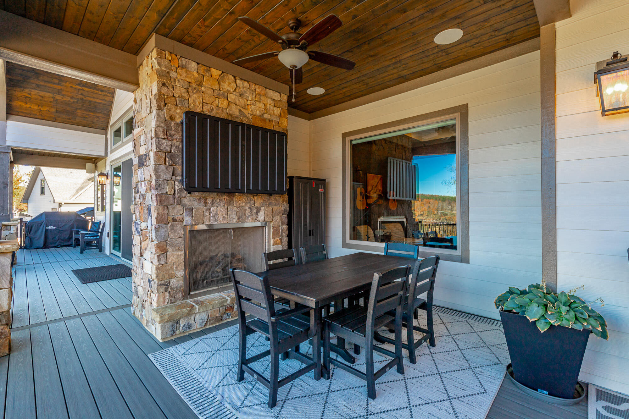110 Kimball Point Court