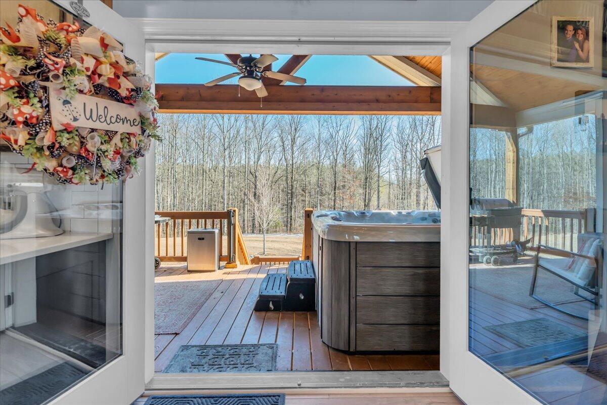 636 Raulston Falls Road, Jh-132