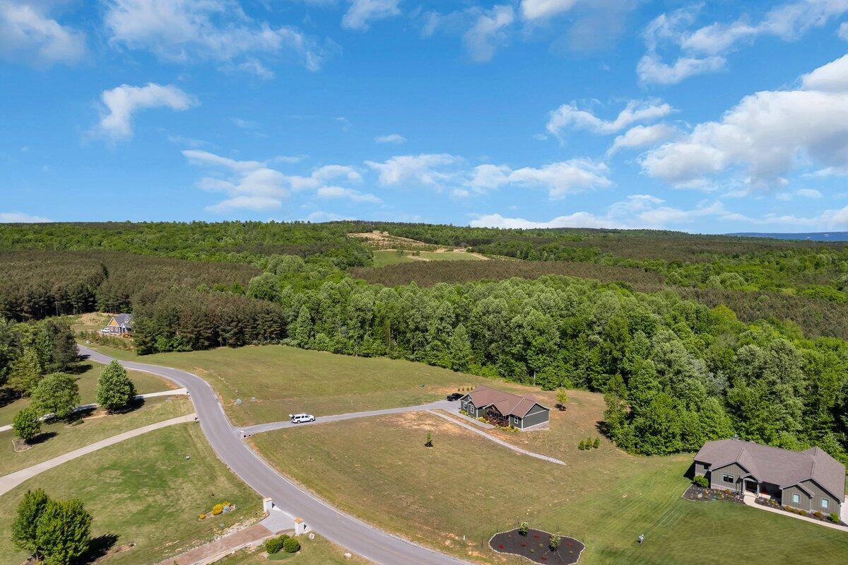 636 Raulston Falls Road, Jh-132