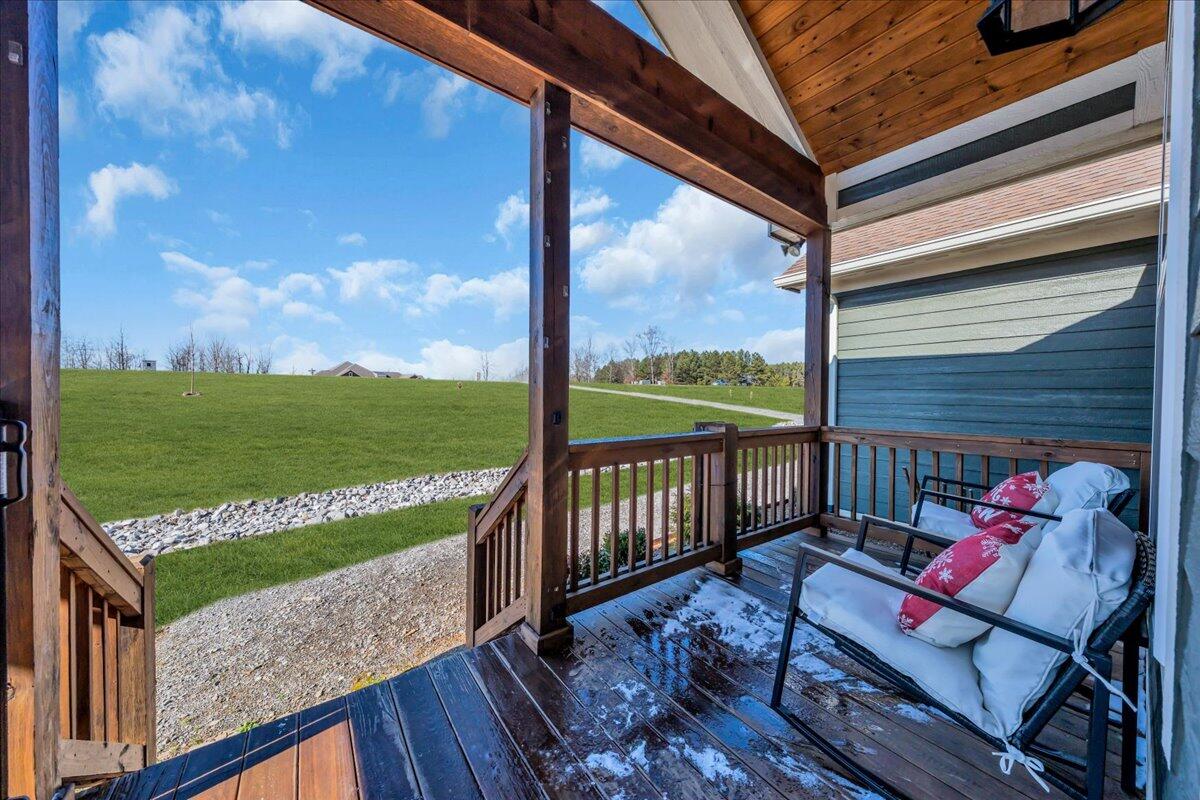 636 Raulston Falls Road, Jh-132