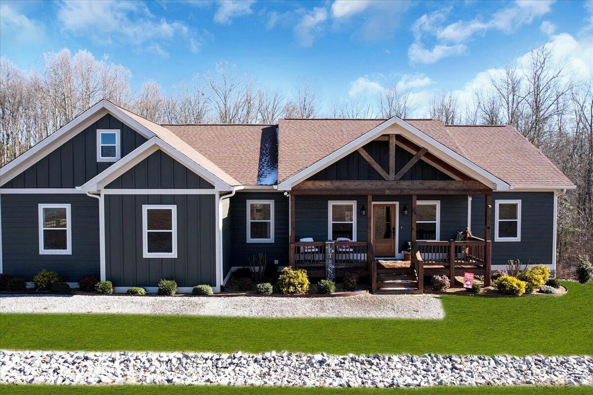 636 Raulston Falls Road, Jh-132