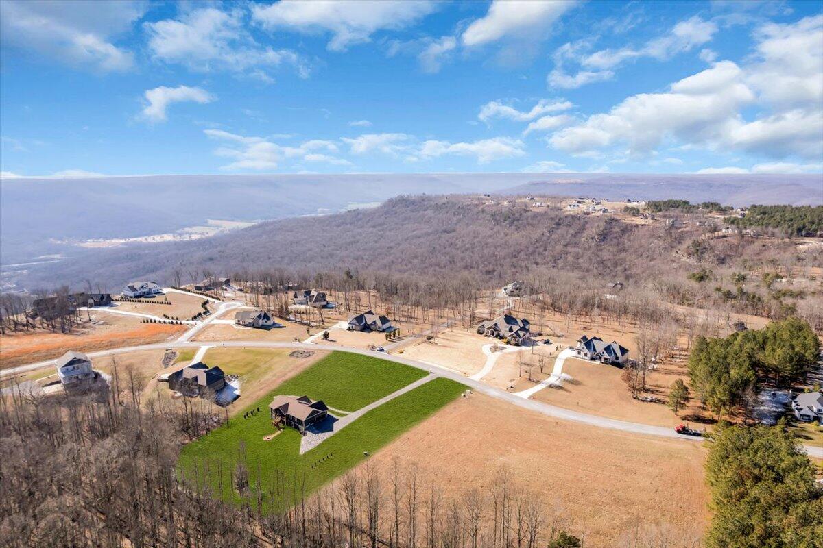 636 Raulston Falls Road, Jh-132