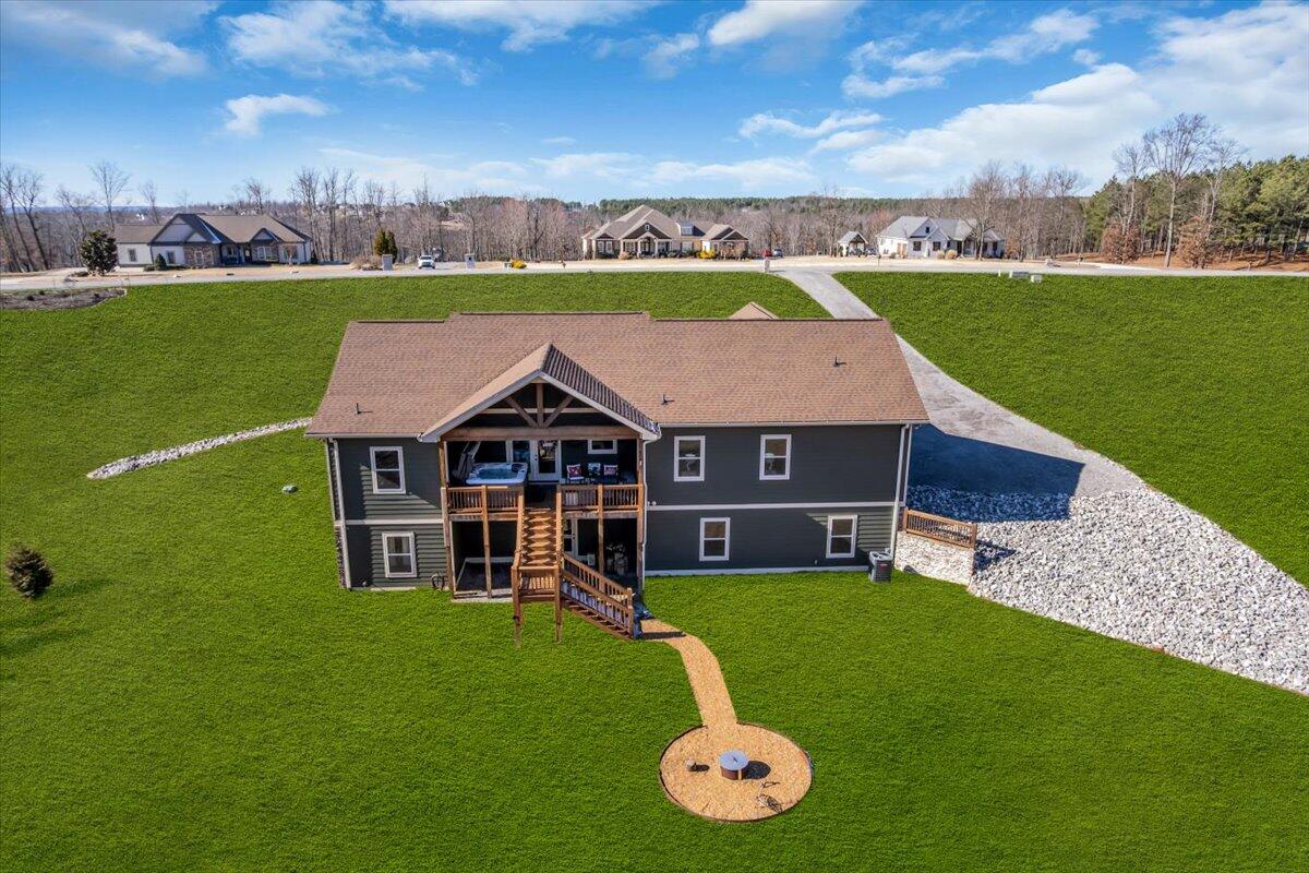 636 Raulston Falls Road, Jh-132