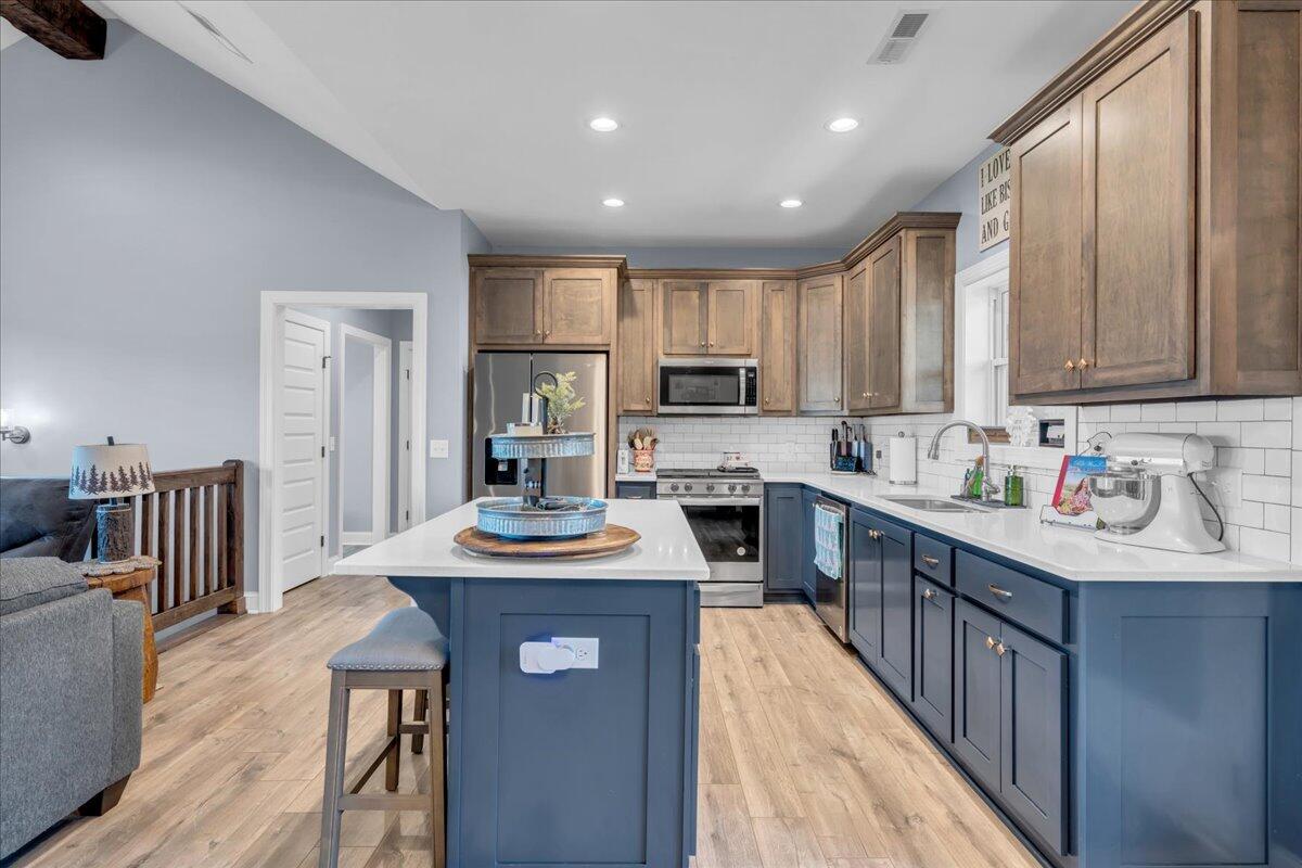 636 Raulston Falls Road, Jh-132