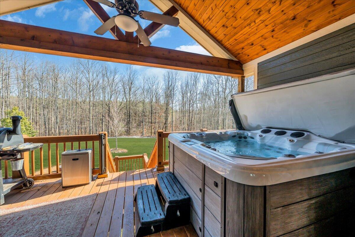636 Raulston Falls Road, Jh-132