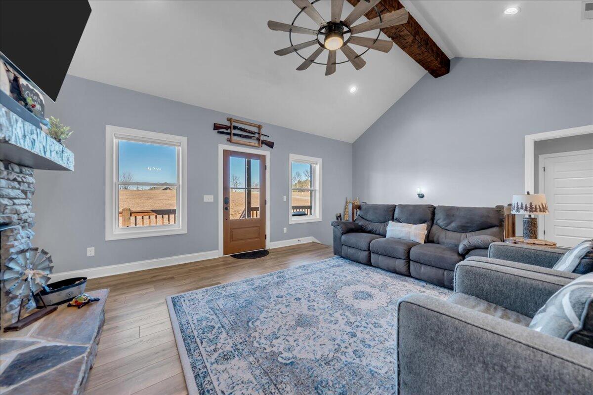 636 Raulston Falls Road, Jh-132