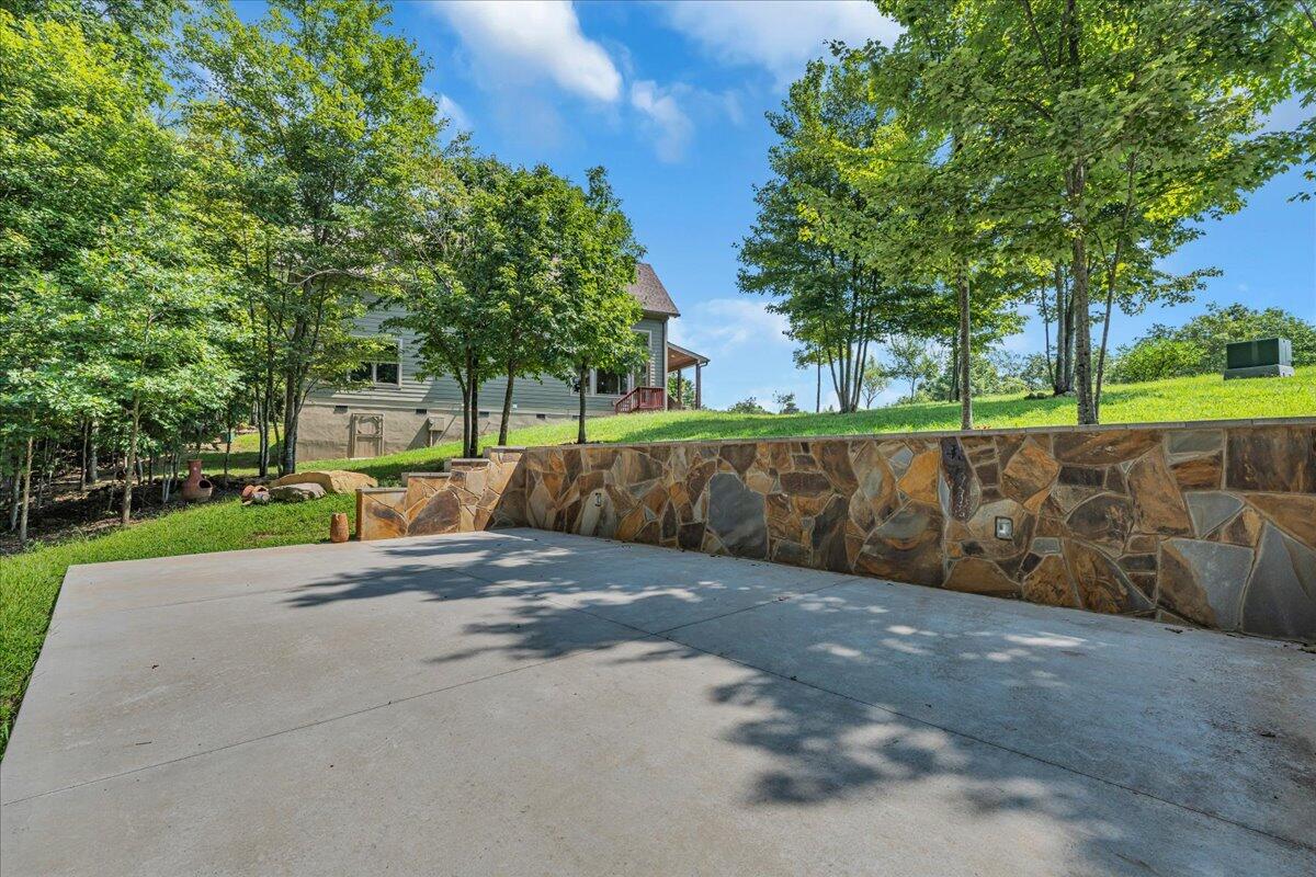 220 Bear Crawl Road, Rb 28