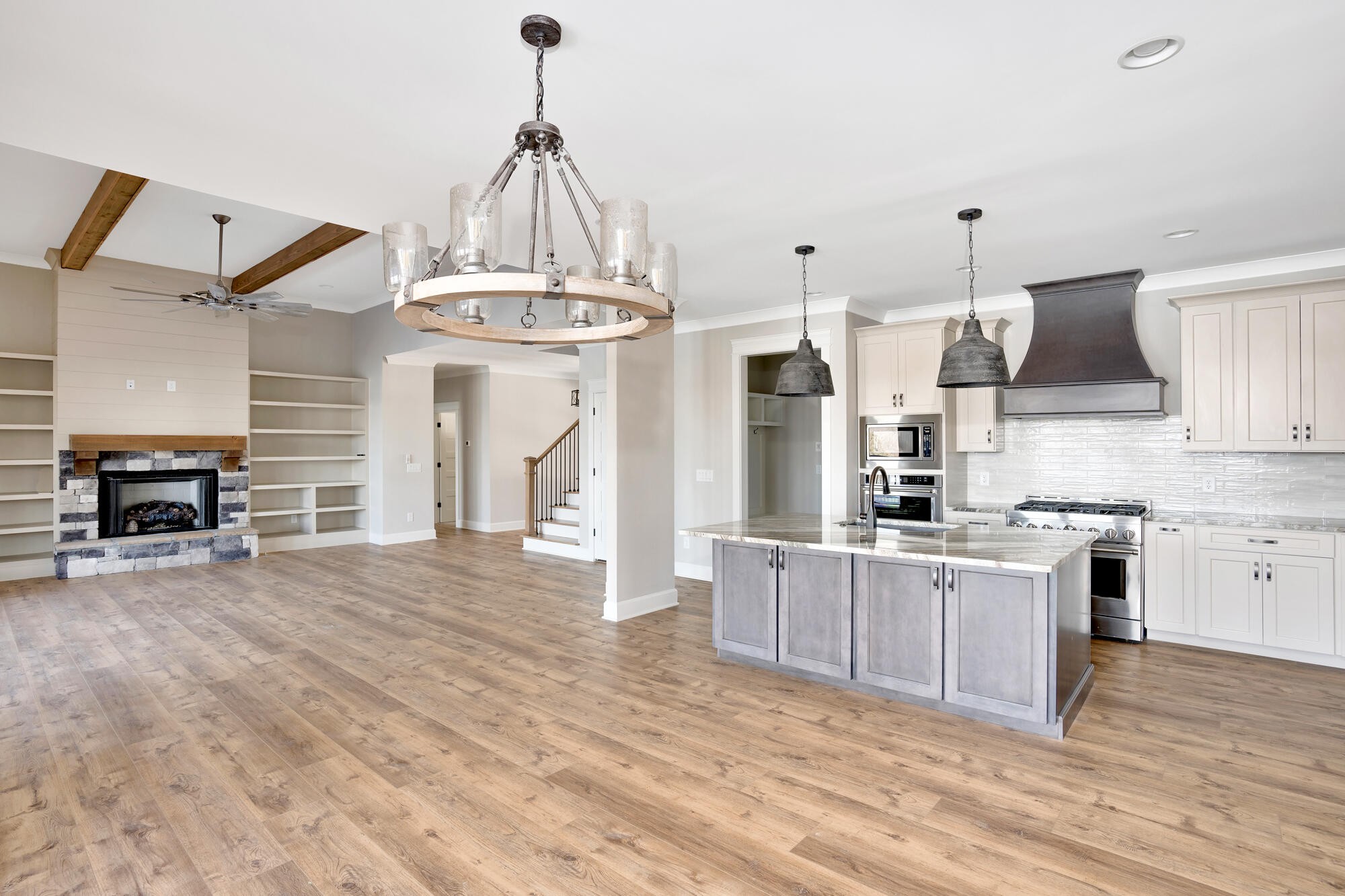 5580 Split Rail Way