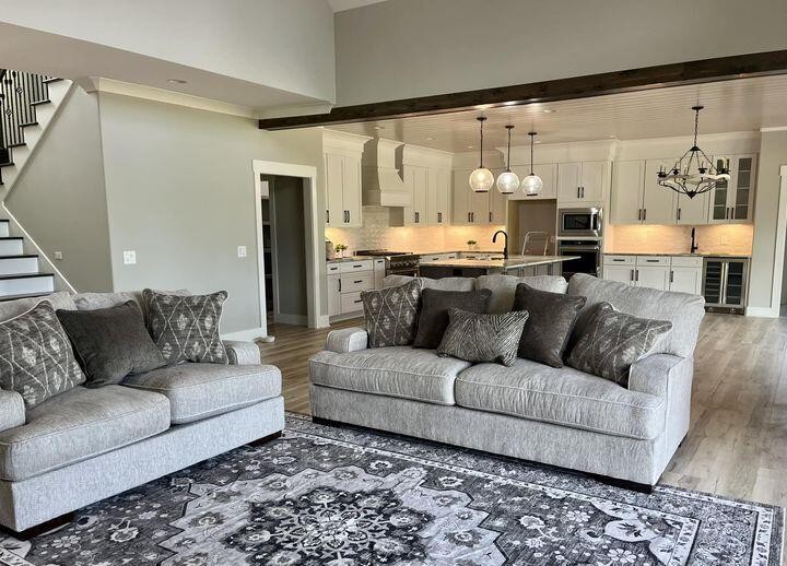 5580 Split Rail Way