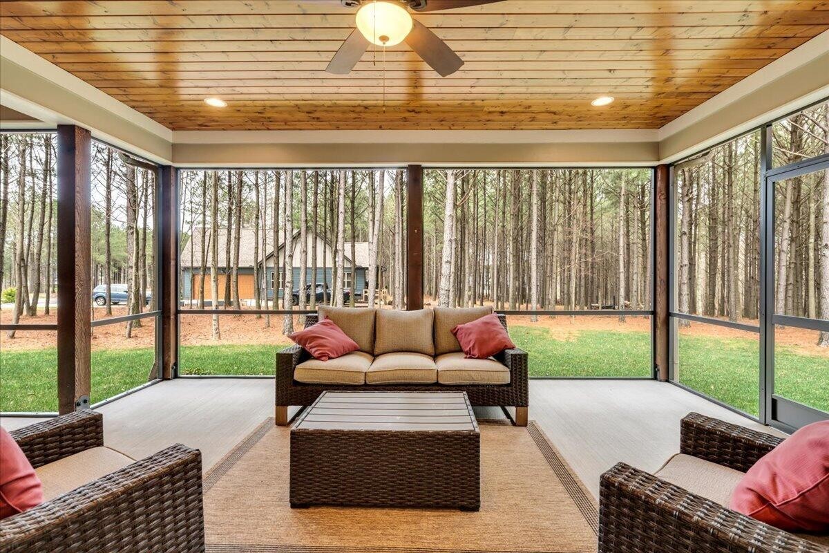 3590 Crockett Pointe