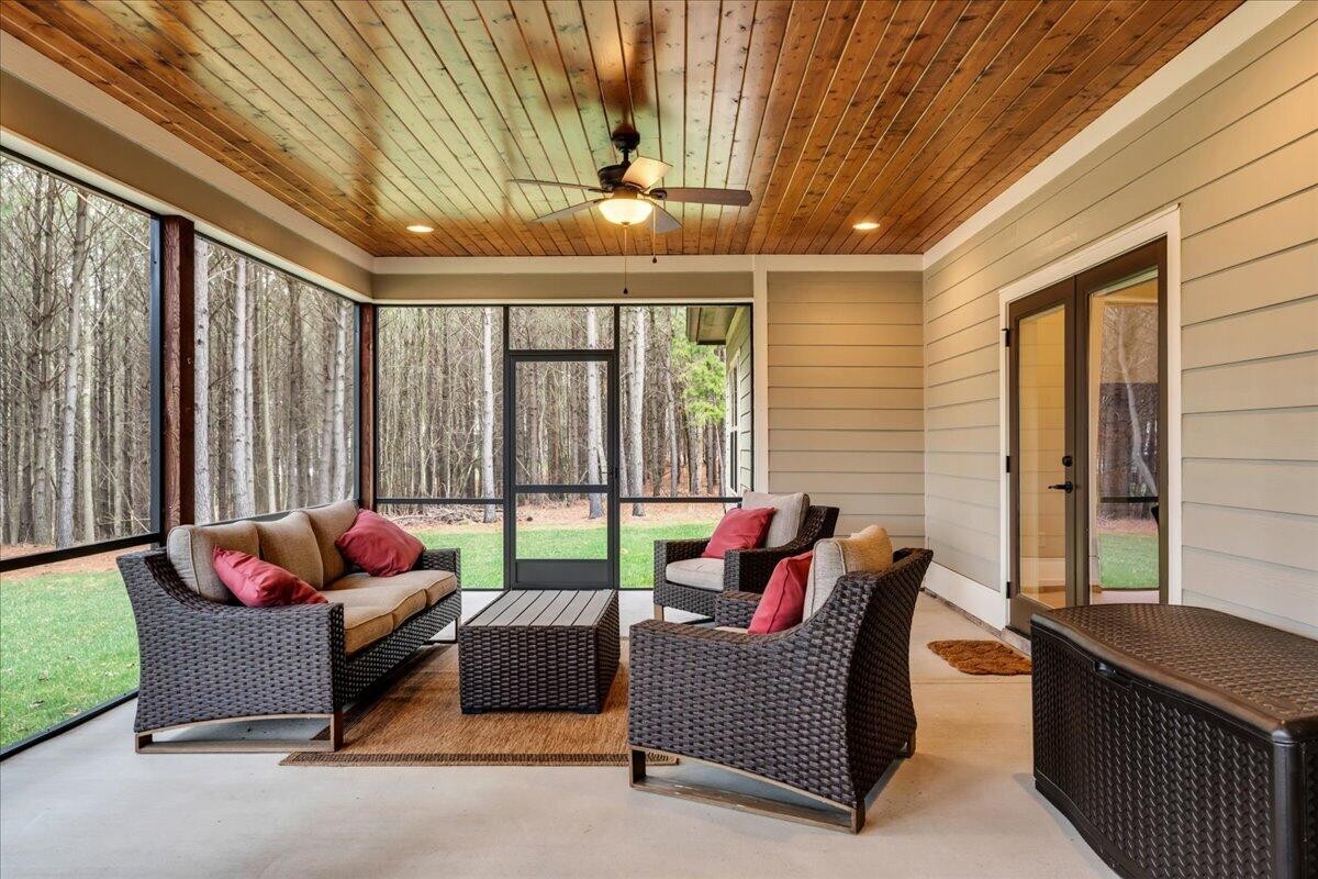 3590 Crockett Pointe