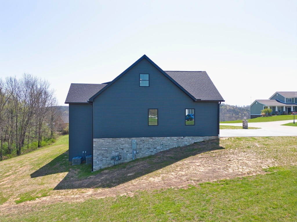 164 Apple Hill Lane