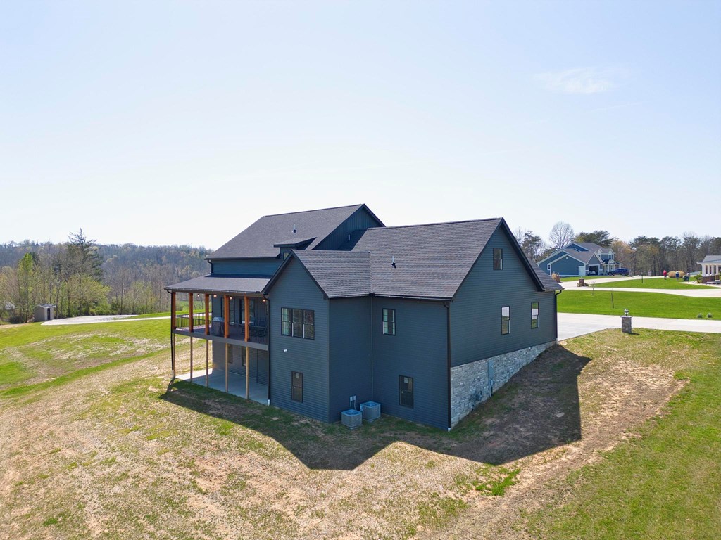 164 Apple Hill Lane