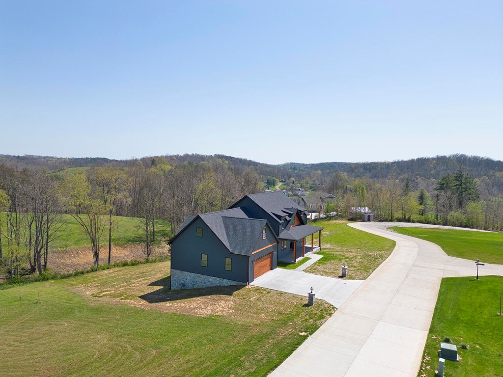 164 Apple Hill Lane