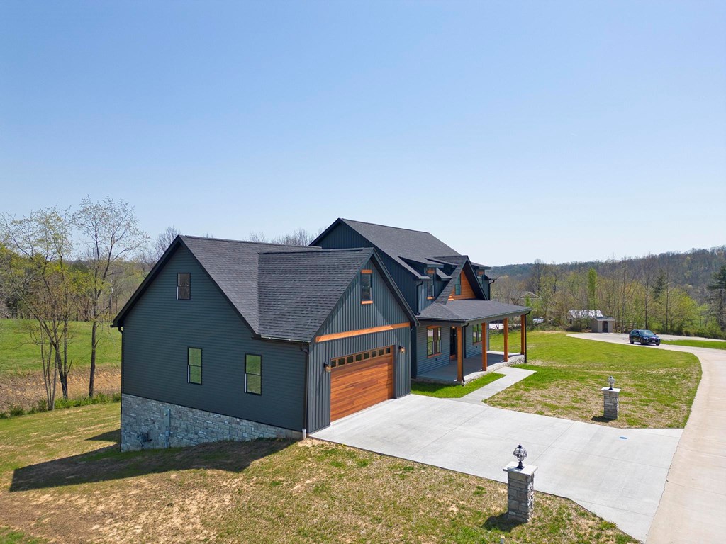 164 Apple Hill Lane
