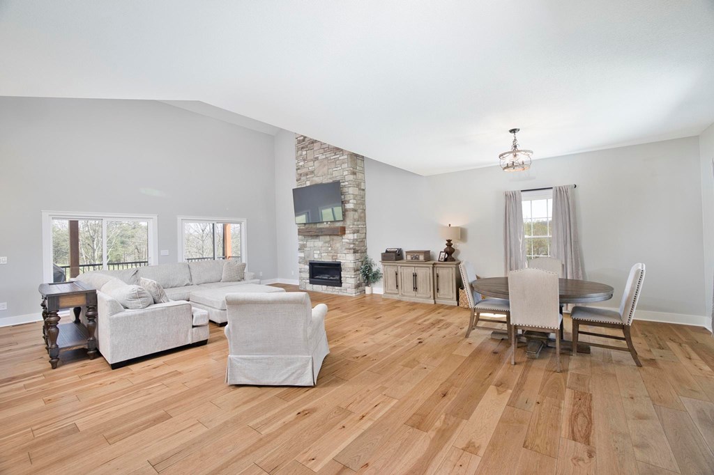 164 Apple Hill Lane