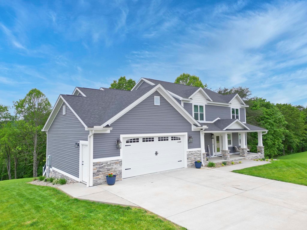 53 Winesap Drive