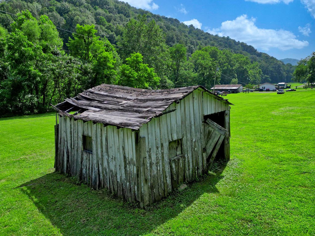 11733 Willey Fork Road