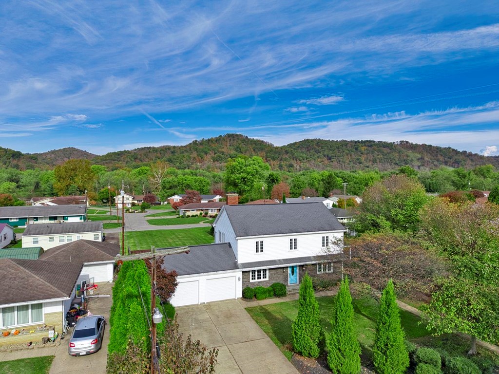 601 North Third Avenue***