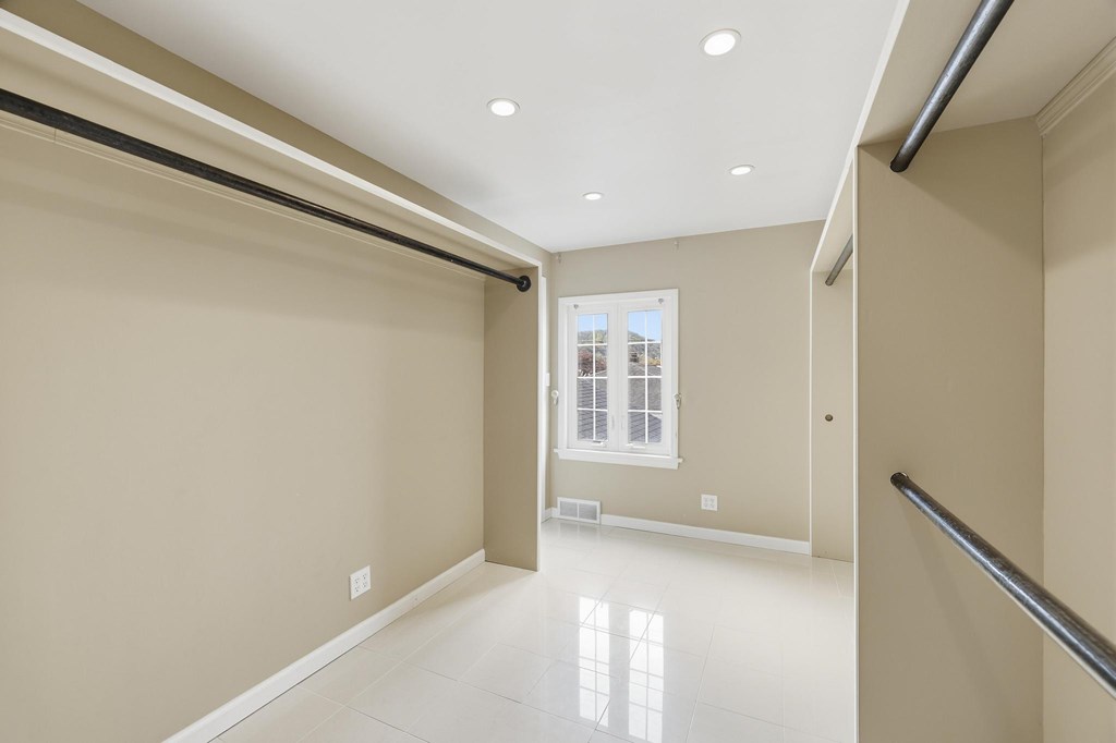 601 North Third Avenue***