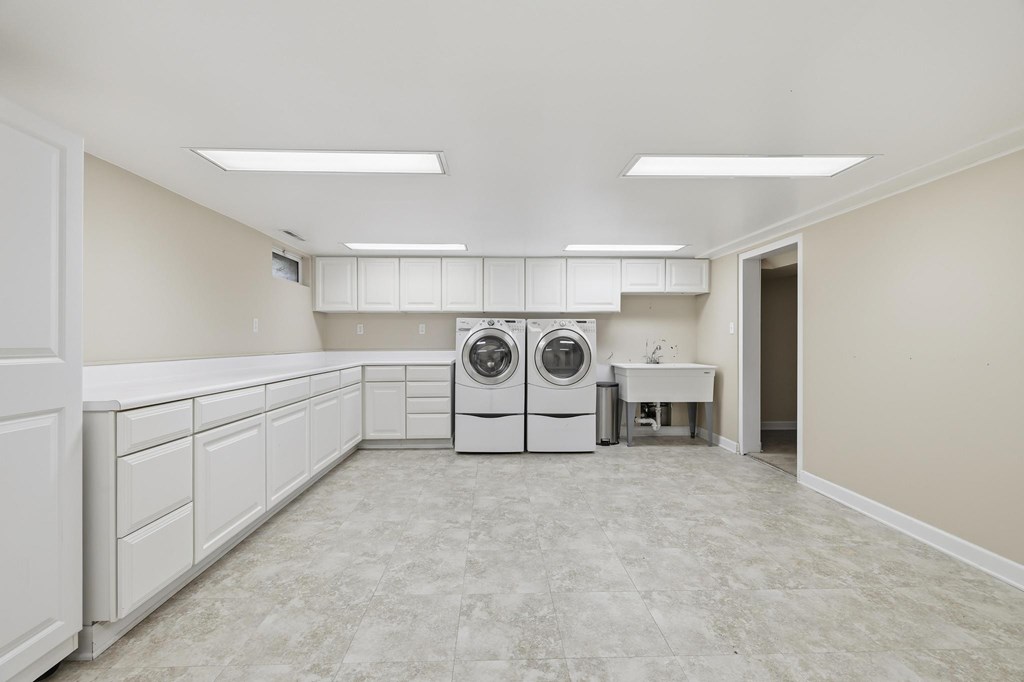 601 North Third Avenue***