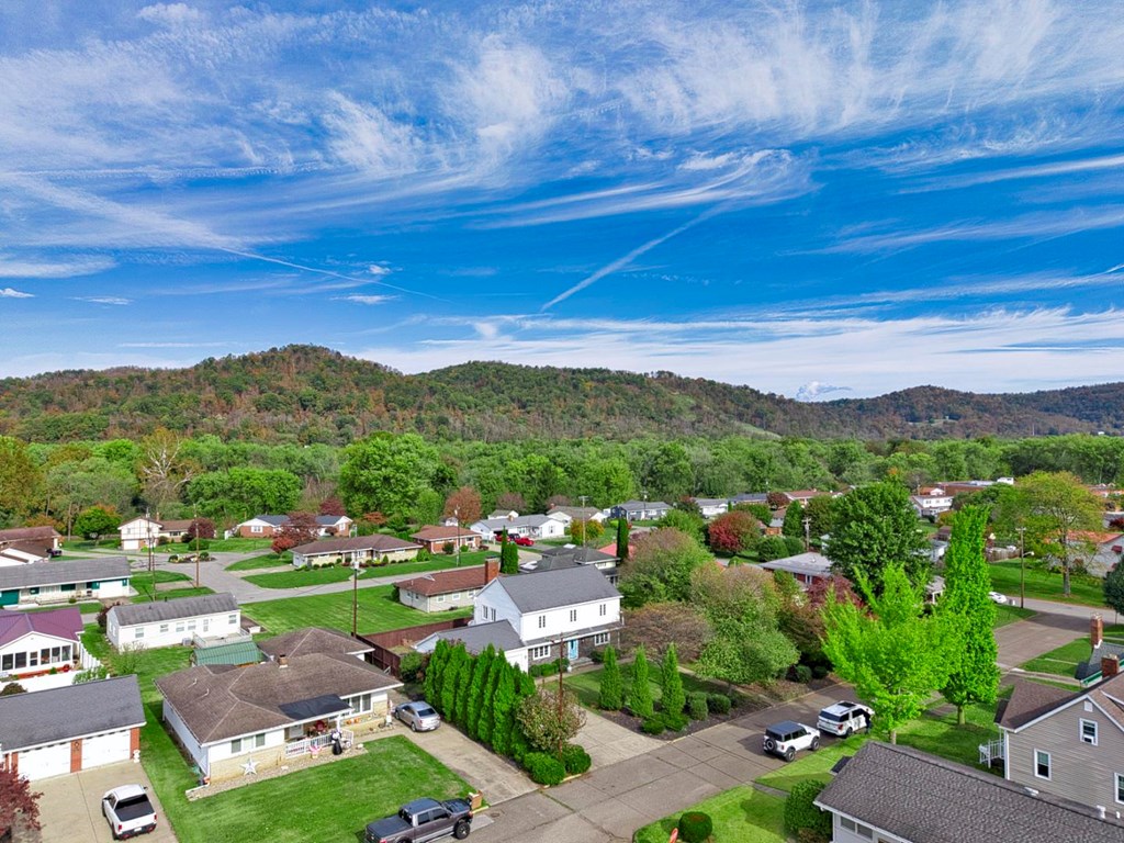 601 North Third Avenue***