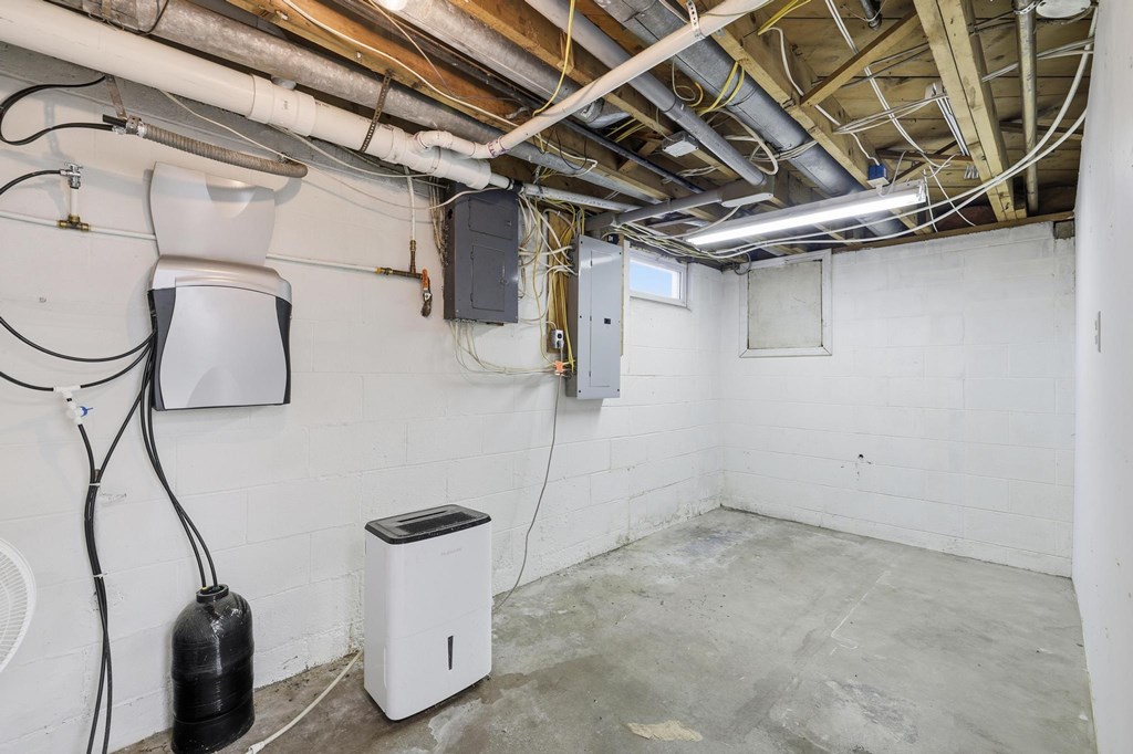 601 North Third Avenue***