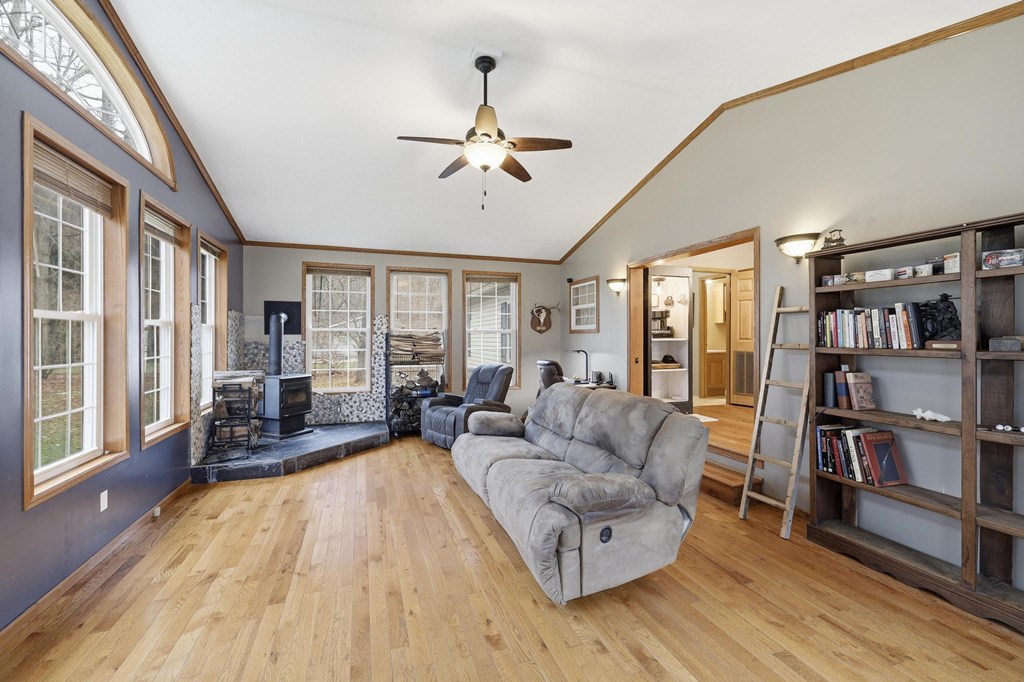 366 Slim Chance Lane