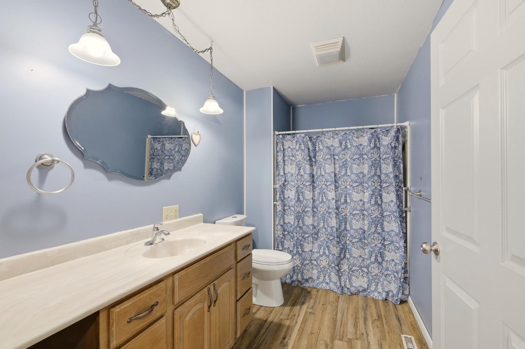 709 North 7th Avenue