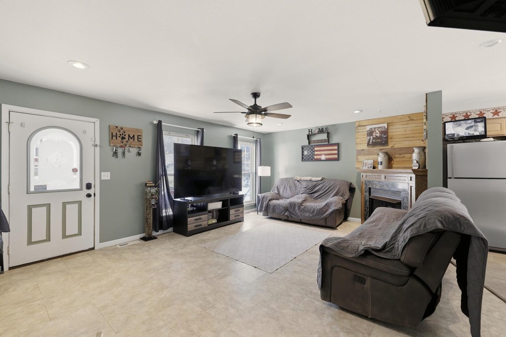 709 North 7th Avenue